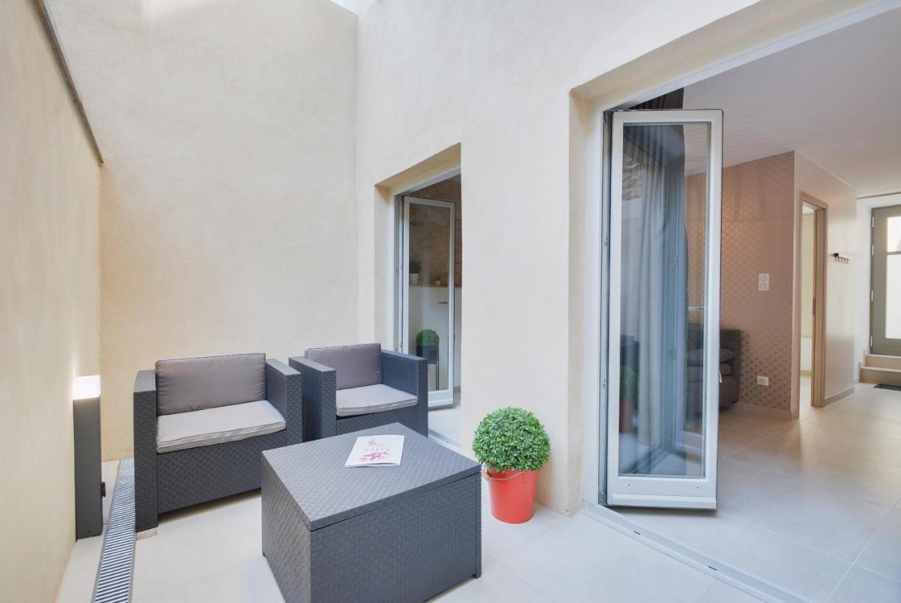 - Craffe Terrasse ! - Vieille -